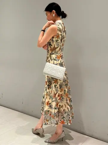 ORIGINATED IN GRACE CONTINENTAL 志田　悠 コーディネート画像