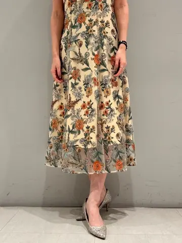 ORIGINATED IN GRACE CONTINENTAL 志田　悠 コーディネート画像