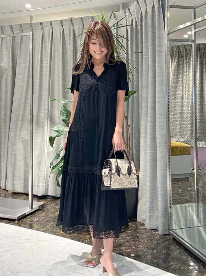 ORIGINATED IN GRACE CONTINENTAL yukimi yonee コーディネート画像