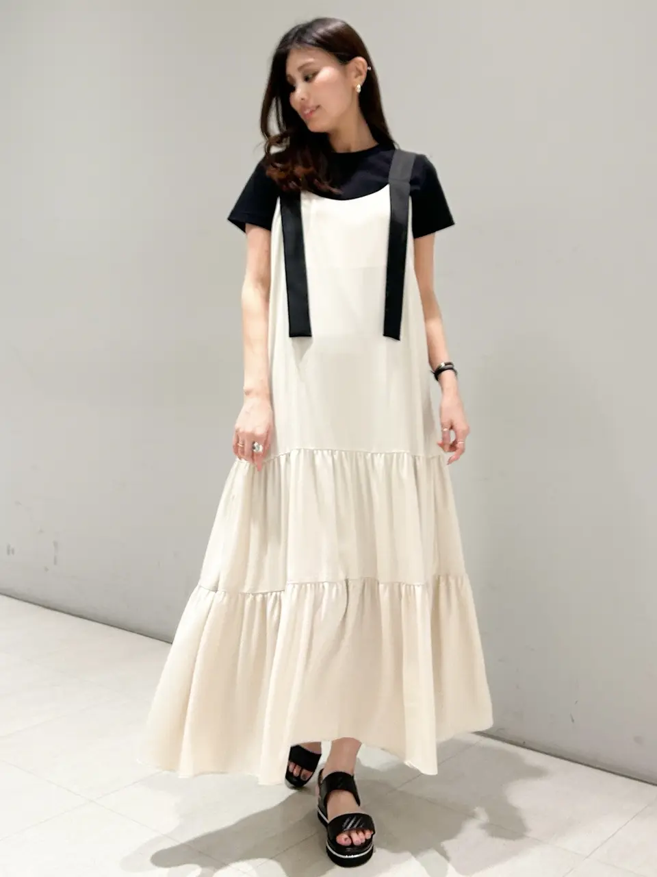 ORIGINATED IN GRACE CONTINENTAL 志田　悠 コーディネート画像