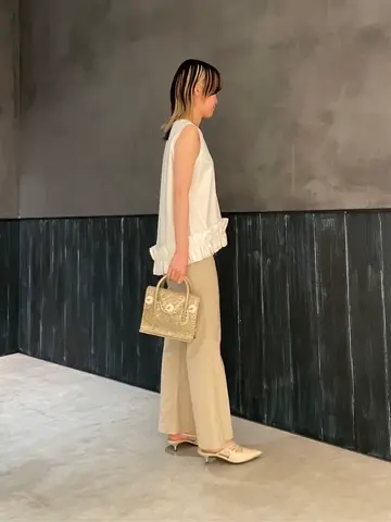 ORIGINATED IN GRACE CONTINENTAL 三浦　芙優 コーディネート画像