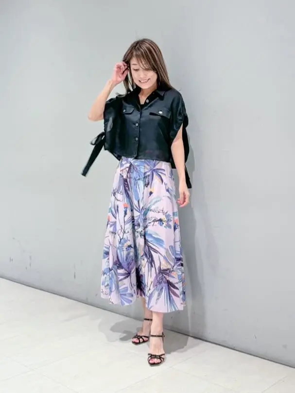 ORIGINATED IN GRACE CONTINENTAL yukimi yonee コーディネート画像