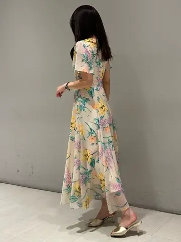 ORIGINATED IN GRACE CONTINENTAL 志田　悠 コーディネート画像