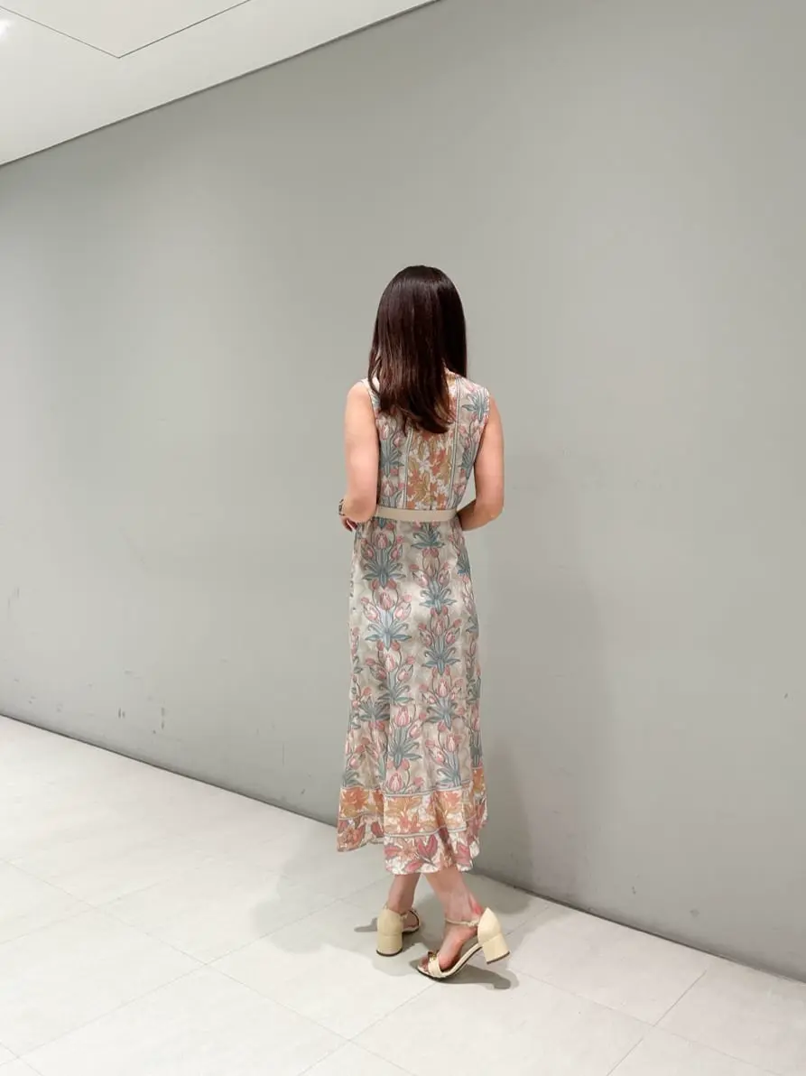 ORIGINATED IN GRACE CONTINENTAL 志田　悠 コーディネート画像