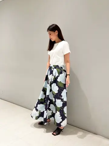 ORIGINATED IN GRACE CONTINENTAL 志田　悠 コーディネート画像