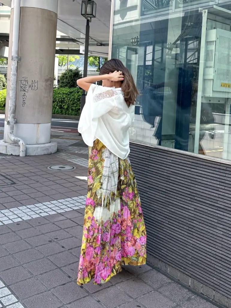 ORIGINATED IN GRACE CONTINENTAL yukimi yonee コーディネート画像