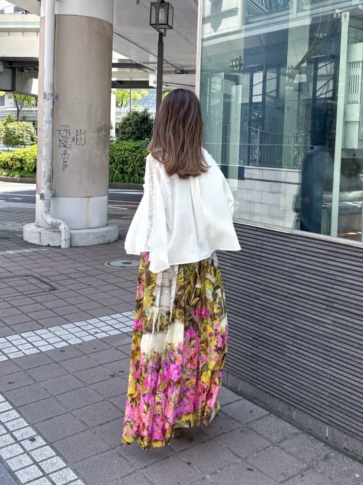 ORIGINATED IN GRACE CONTINENTAL yukimi yonee コーディネート画像