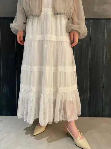 ORIGINATED IN GRACE CONTINENTAL 三浦　芙優 コーディネート画像