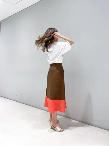 ORIGINATED IN GRACE CONTINENTAL yukimi yonee コーディネート画像