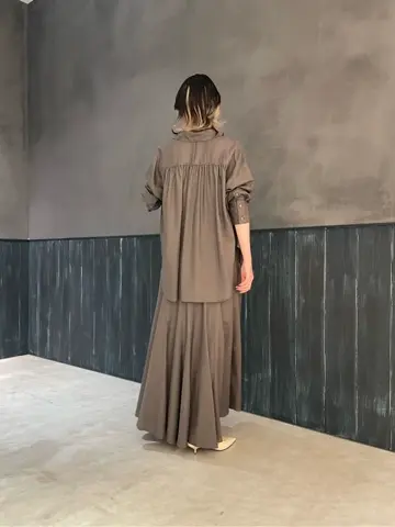 ORIGINATED IN GRACE CONTINENTAL 三浦　芙優 コーディネート画像