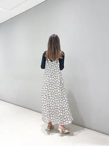 ORIGINATED IN GRACE CONTINENTAL yukimi yonee コーディネート画像