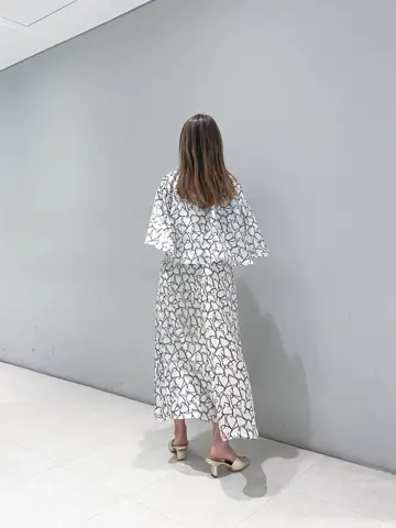 ORIGINATED IN GRACE CONTINENTAL yukimi yonee コーディネート画像