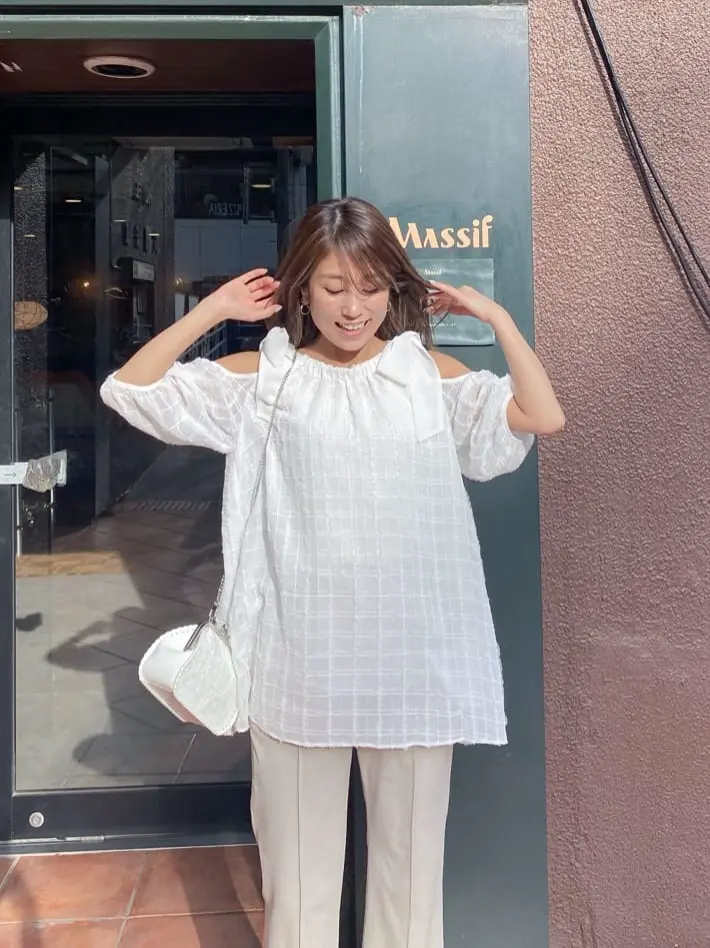 ORIGINATED IN GRACE CONTINENTAL yukimi yonee コーディネート画像