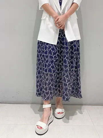 ORIGINATED IN GRACE CONTINENTAL yukimi yonee コーディネート画像