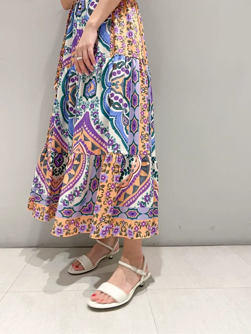 ORIGINATED IN GRACE CONTINENTAL yukimi yonee コーディネート画像