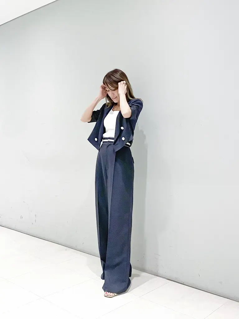 ORIGINATED IN GRACE CONTINENTAL yukimi yonee コーディネート画像