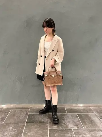 ORIGINATED IN GRACE CONTINENTAL 三浦　芙優 コーディネート画像