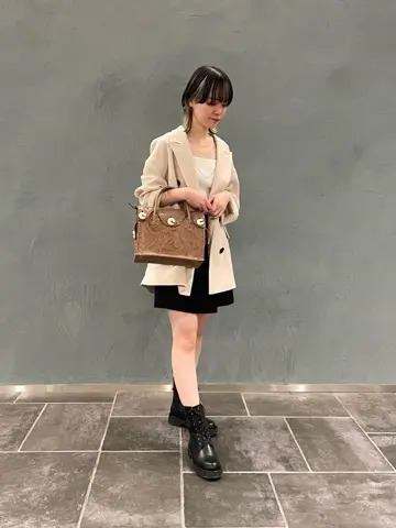 ORIGINATED IN GRACE CONTINENTAL 三浦　芙優 コーディネート画像