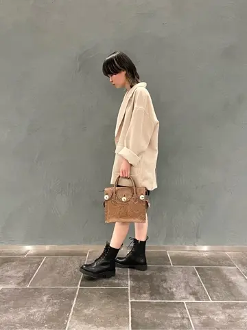 ORIGINATED IN GRACE CONTINENTAL 三浦　芙優 コーディネート画像