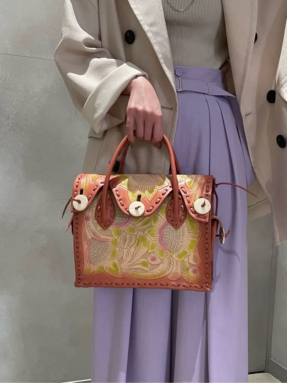 ORIGINATED IN GRACE CONTINENTAL 三浦　芙優 コーディネート画像