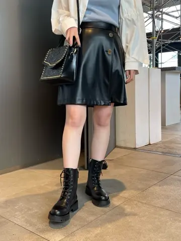 ORIGINATED IN GRACE CONTINENTAL 三浦　芙優 コーディネート画像