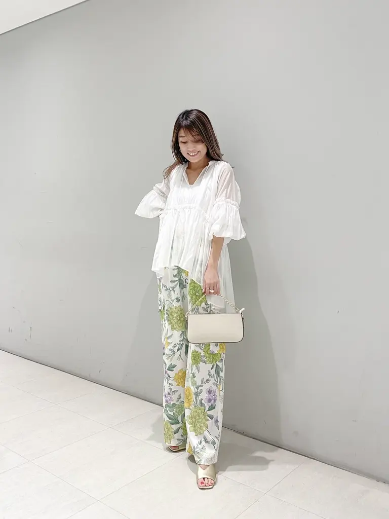 ORIGINATED IN GRACE CONTINENTAL yukimi yonee コーディネート画像