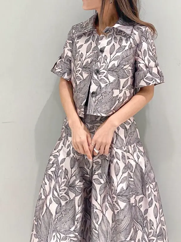 ORIGINATED IN GRACE CONTINENTAL yukimi yonee コーディネート画像