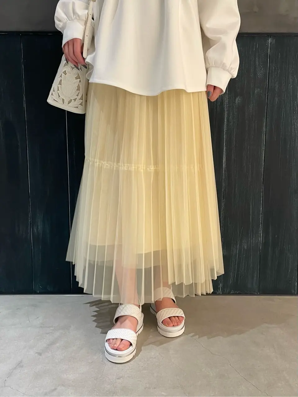 ORIGINATED IN GRACE CONTINENTAL 三浦　芙優 コーディネート画像