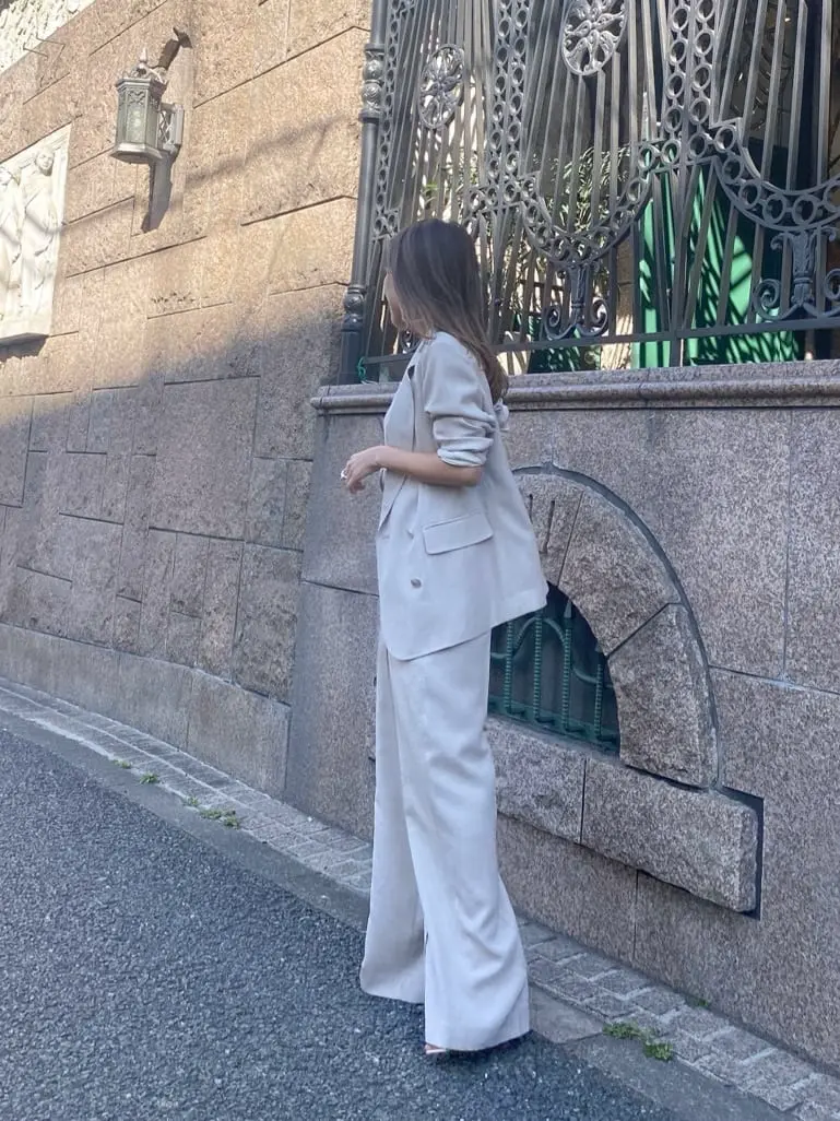 ORIGINATED IN GRACE CONTINENTAL yukimi yonee コーディネート画像