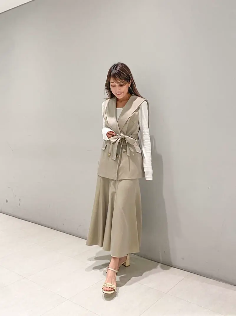 ORIGINATED IN GRACE CONTINENTAL yukimi yonee コーディネート画像