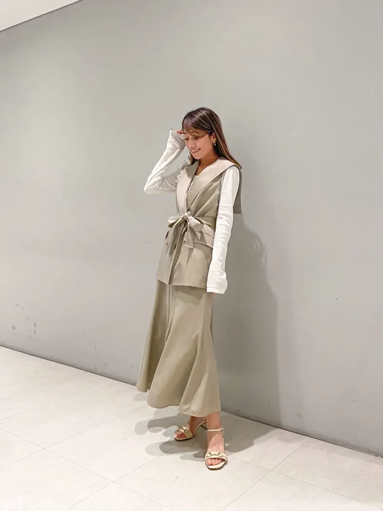 ORIGINATED IN GRACE CONTINENTAL yukimi yonee コーディネート画像