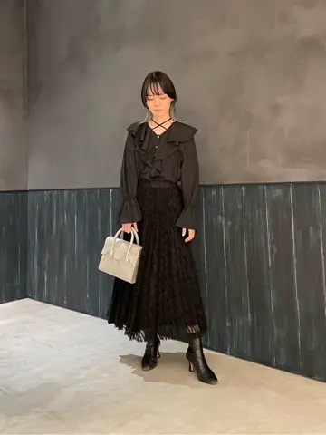 ORIGINATED IN GRACE CONTINENTAL 三浦　芙優 コーディネート画像