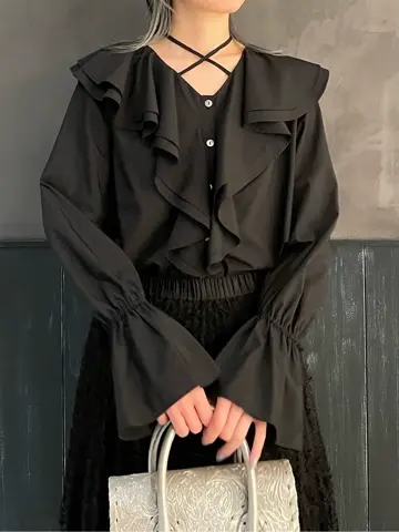 ORIGINATED IN GRACE CONTINENTAL 三浦　芙優 コーディネート画像