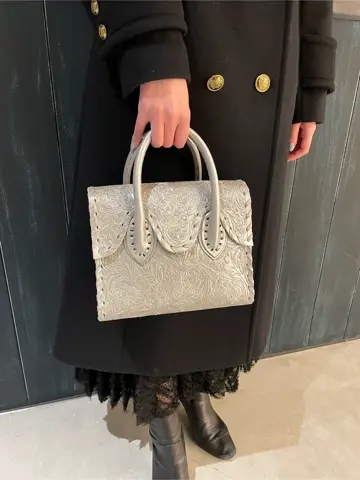 ORIGINATED IN GRACE CONTINENTAL 三浦　芙優 コーディネート画像