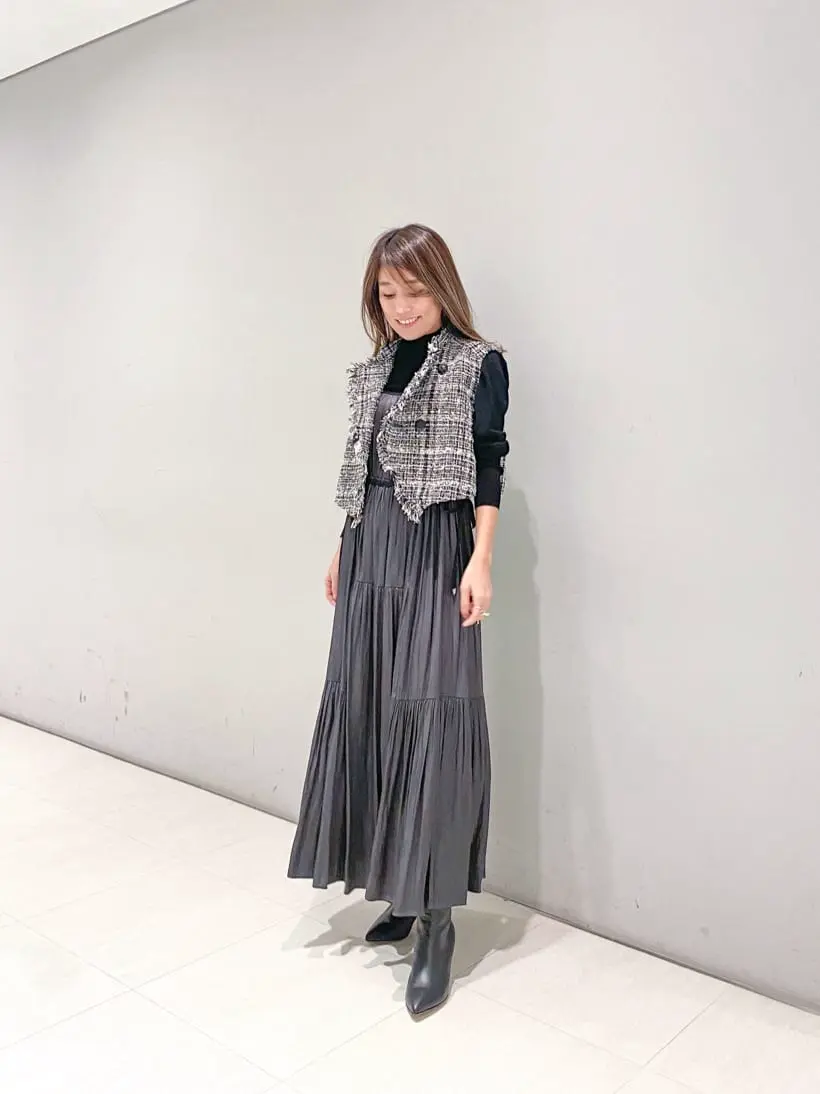 ORIGINATED IN GRACE CONTINENTAL yukimi yonee コーディネート画像