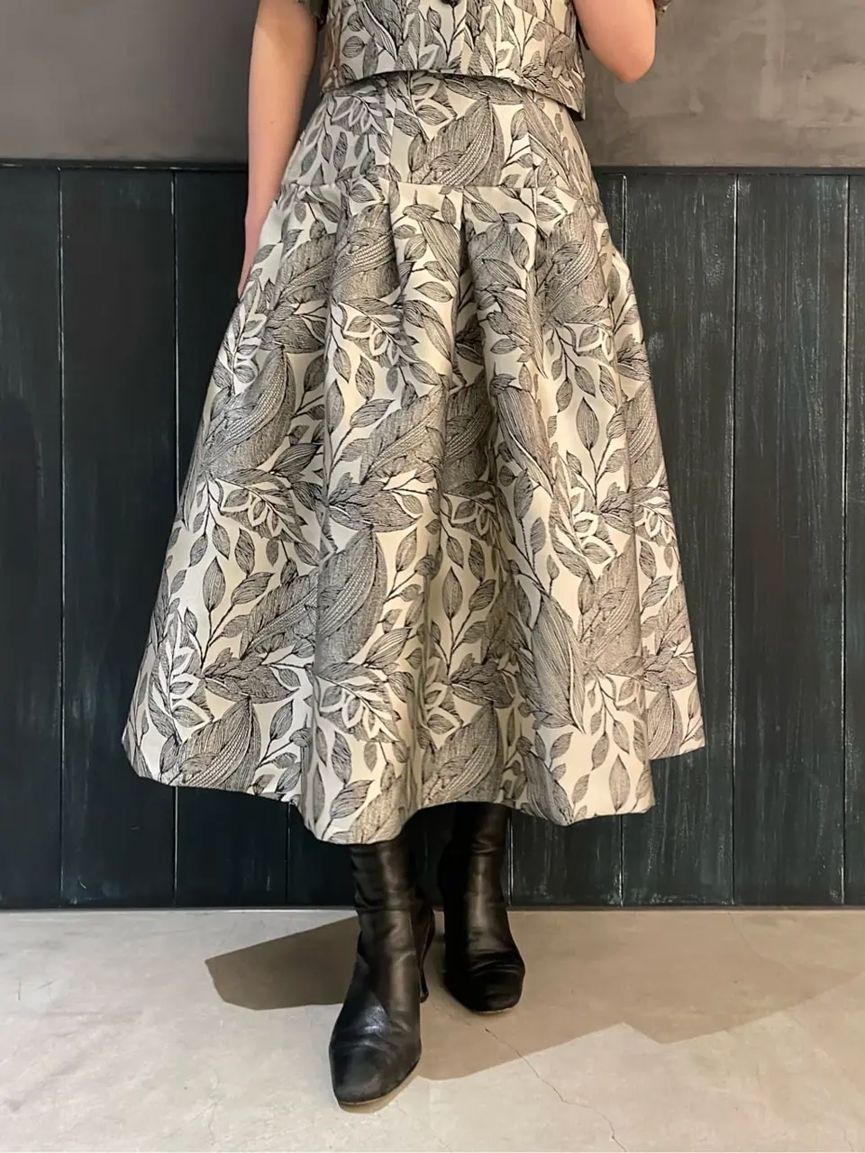 ORIGINATED IN GRACE CONTINENTAL 三浦　芙優 コーディネート画像