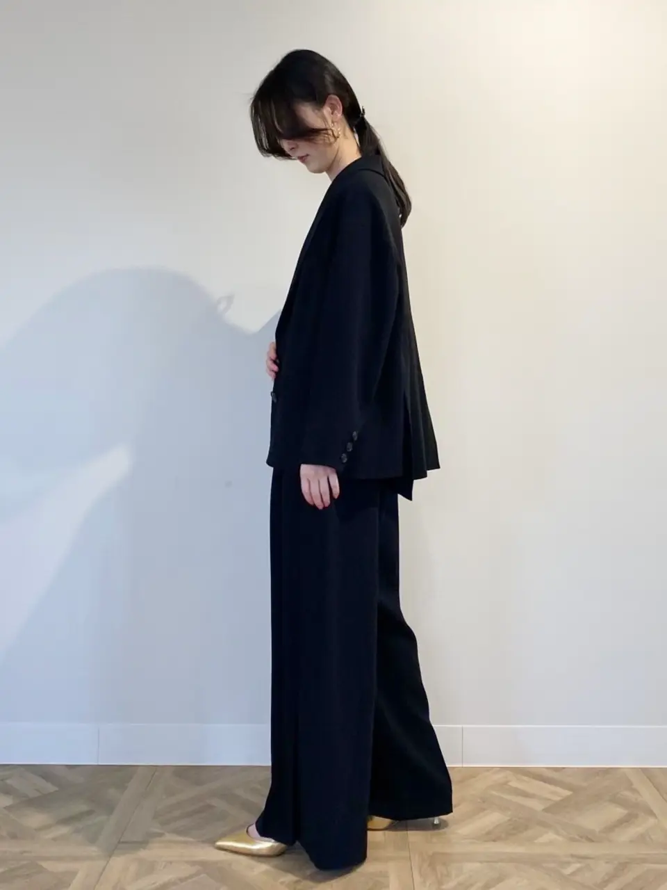 ORIGINATED IN GRACE CONTINENTAL saki コーディネート画像