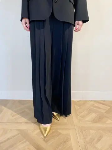 ORIGINATED IN GRACE CONTINENTAL saki コーディネート画像