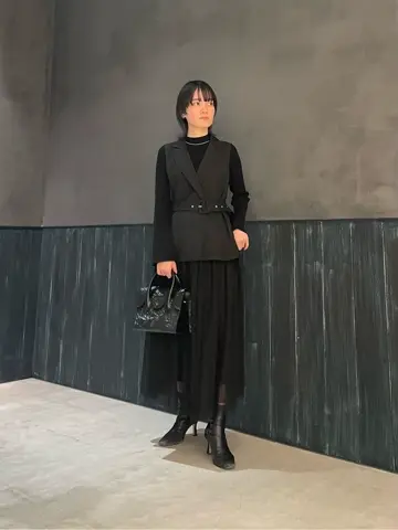 ORIGINATED IN GRACE CONTINENTAL 三浦　芙優 コーディネート画像