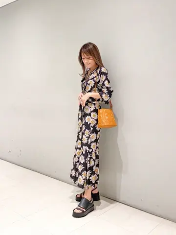 ORIGINATED IN GRACE CONTINENTAL yukimi yonee コーディネート画像