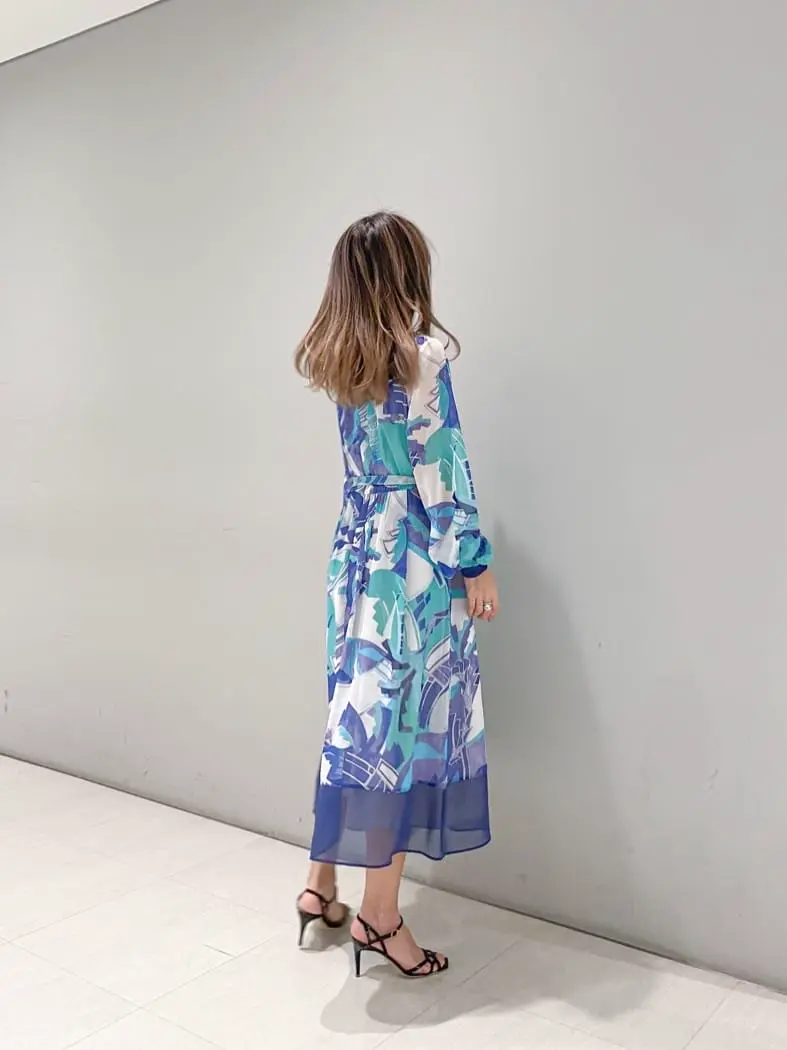 ORIGINATED IN GRACE CONTINENTAL yukimi yonee コーディネート画像