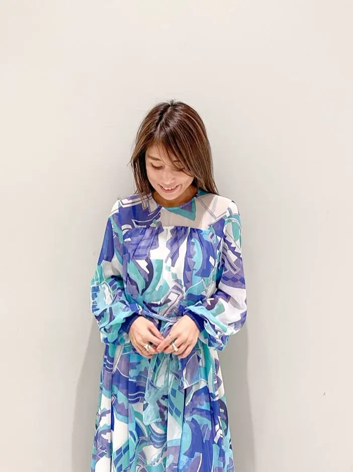 ORIGINATED IN GRACE CONTINENTAL yukimi yonee コーディネート画像