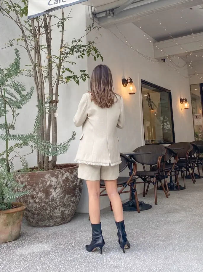 ORIGINATED IN GRACE CONTINENTAL yukimi yonee コーディネート画像