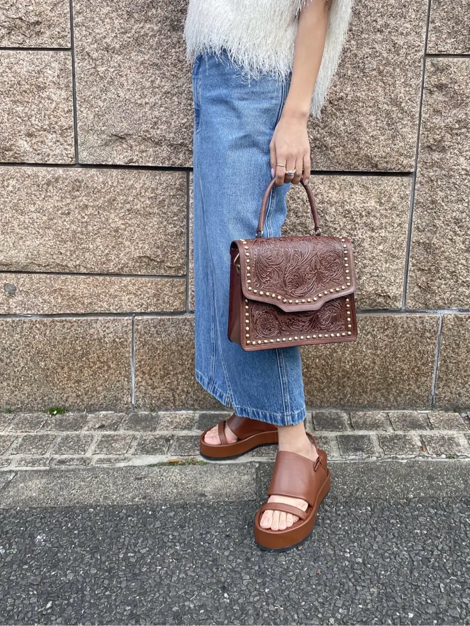 ORIGINATED IN GRACE CONTINENTAL yukimi yonee コーディネート画像