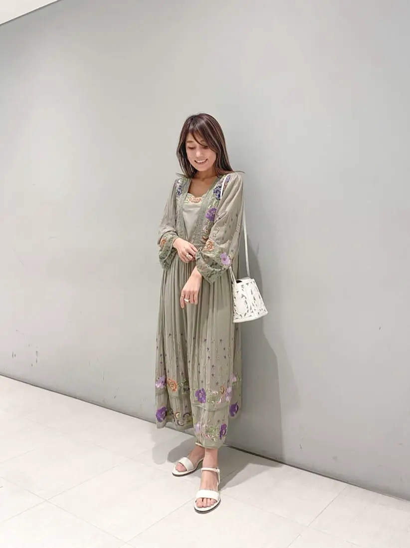 ORIGINATED IN GRACE CONTINENTAL yukimi yonee コーディネート画像