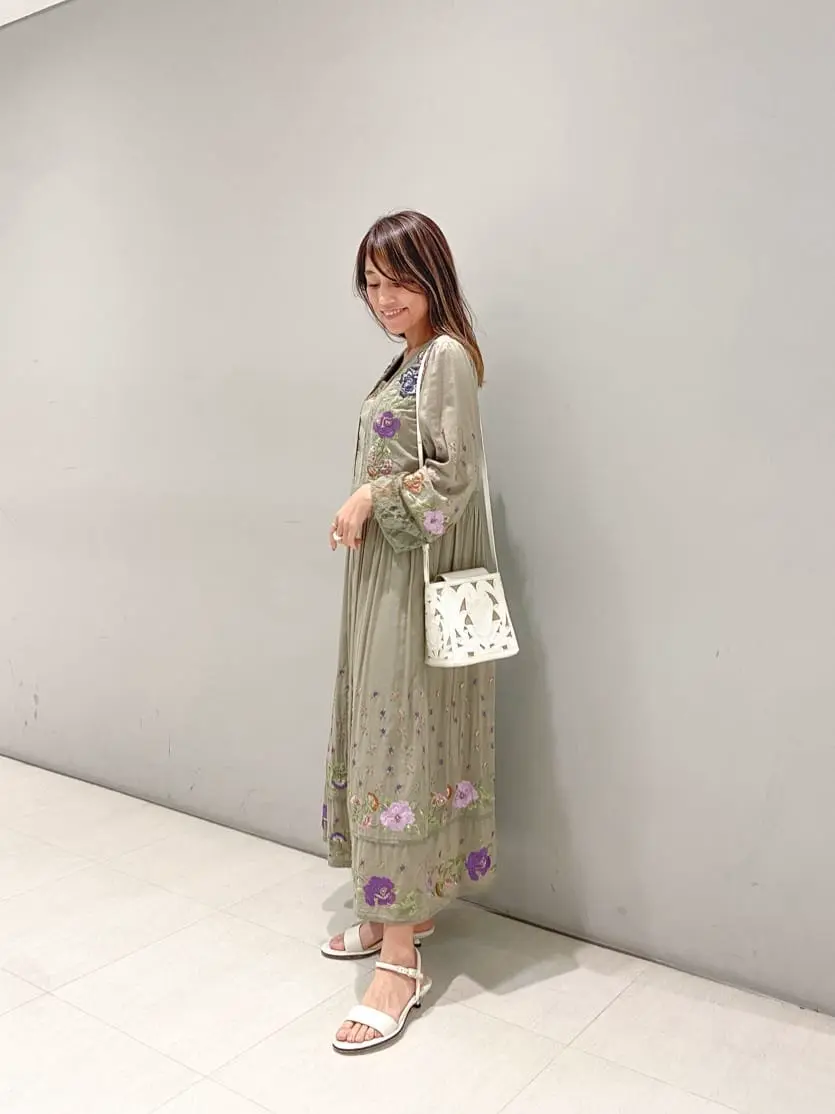 ORIGINATED IN GRACE CONTINENTAL yukimi yonee コーディネート画像