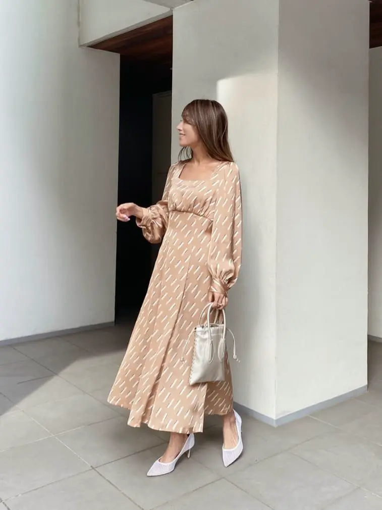 ORIGINATED IN GRACE CONTINENTAL yukimi yonee コーディネート画像