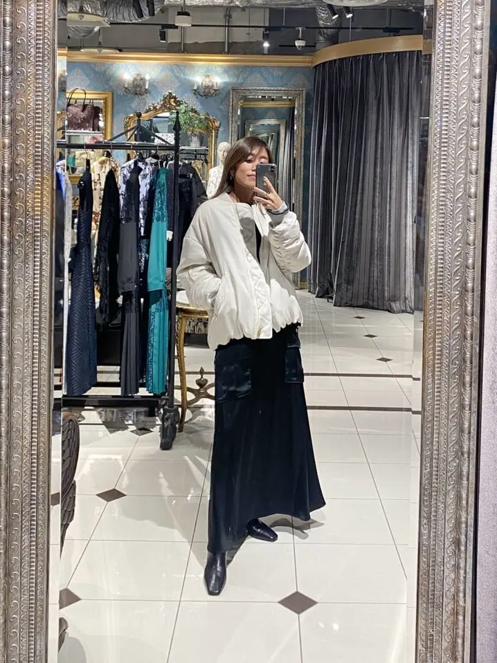 ORIGINATED IN GRACE CONTINENTAL yukimi yonee コーディネート画像