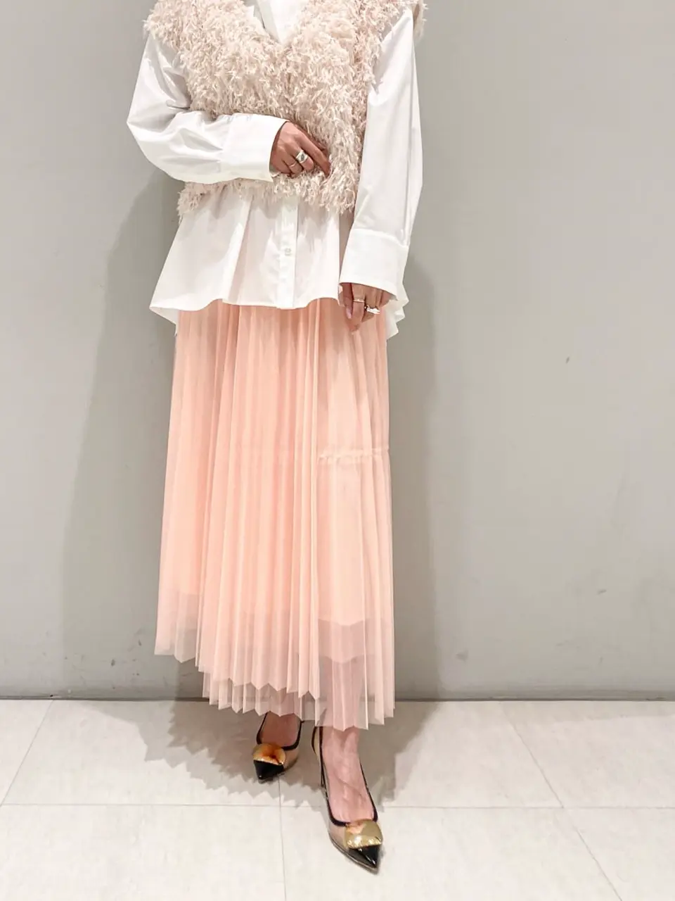 ORIGINATED IN GRACE CONTINENTAL yukimi yonee コーディネート画像