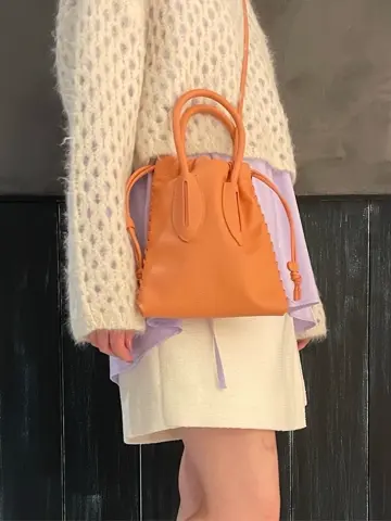 ORIGINATED IN GRACE CONTINENTAL 三浦　芙優 コーディネート画像